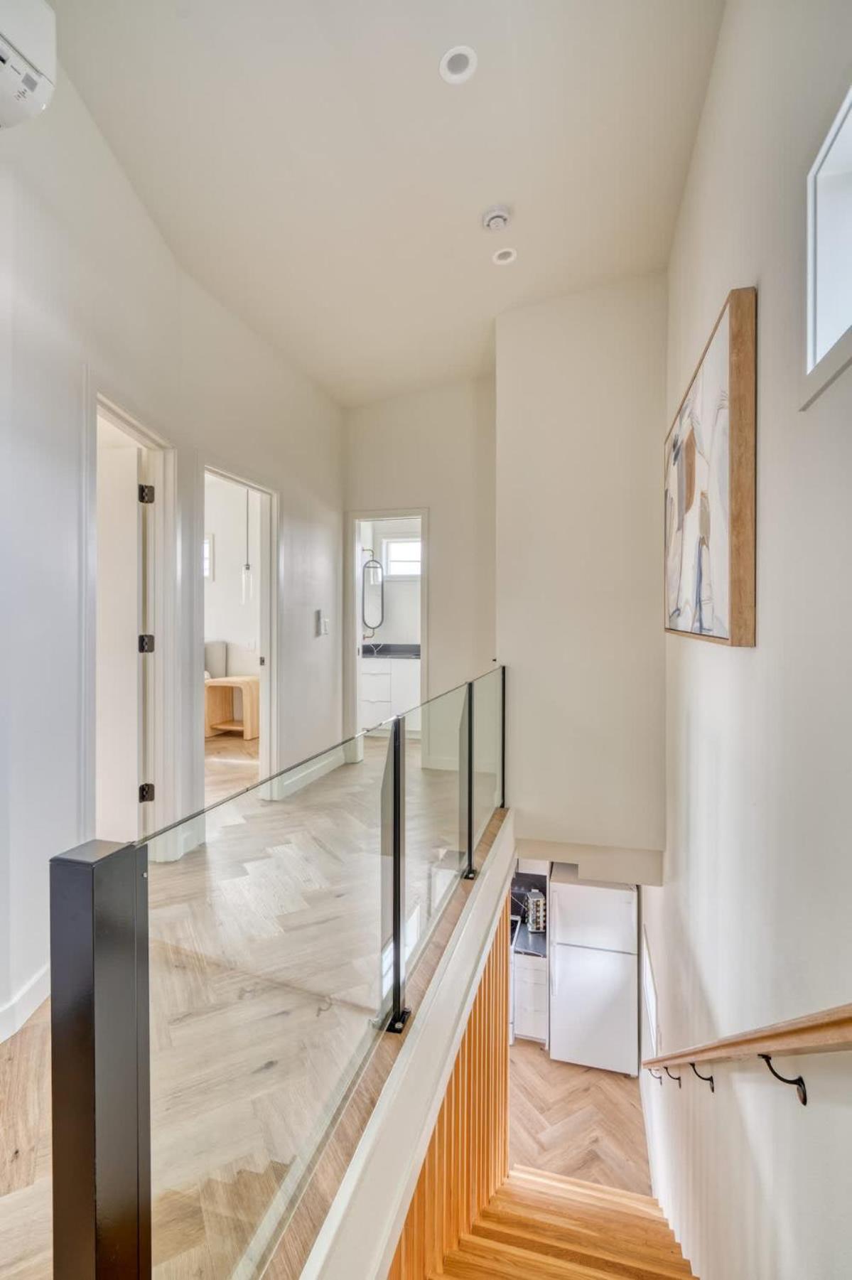 Alberta Arts-tastic Townhouse - 91 Walkscore Holiday home *